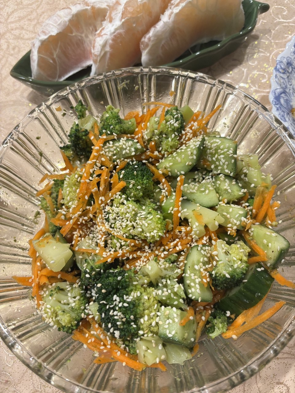 Салат с брокколи