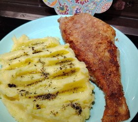 Окунь морской жареный с картофельным пюре