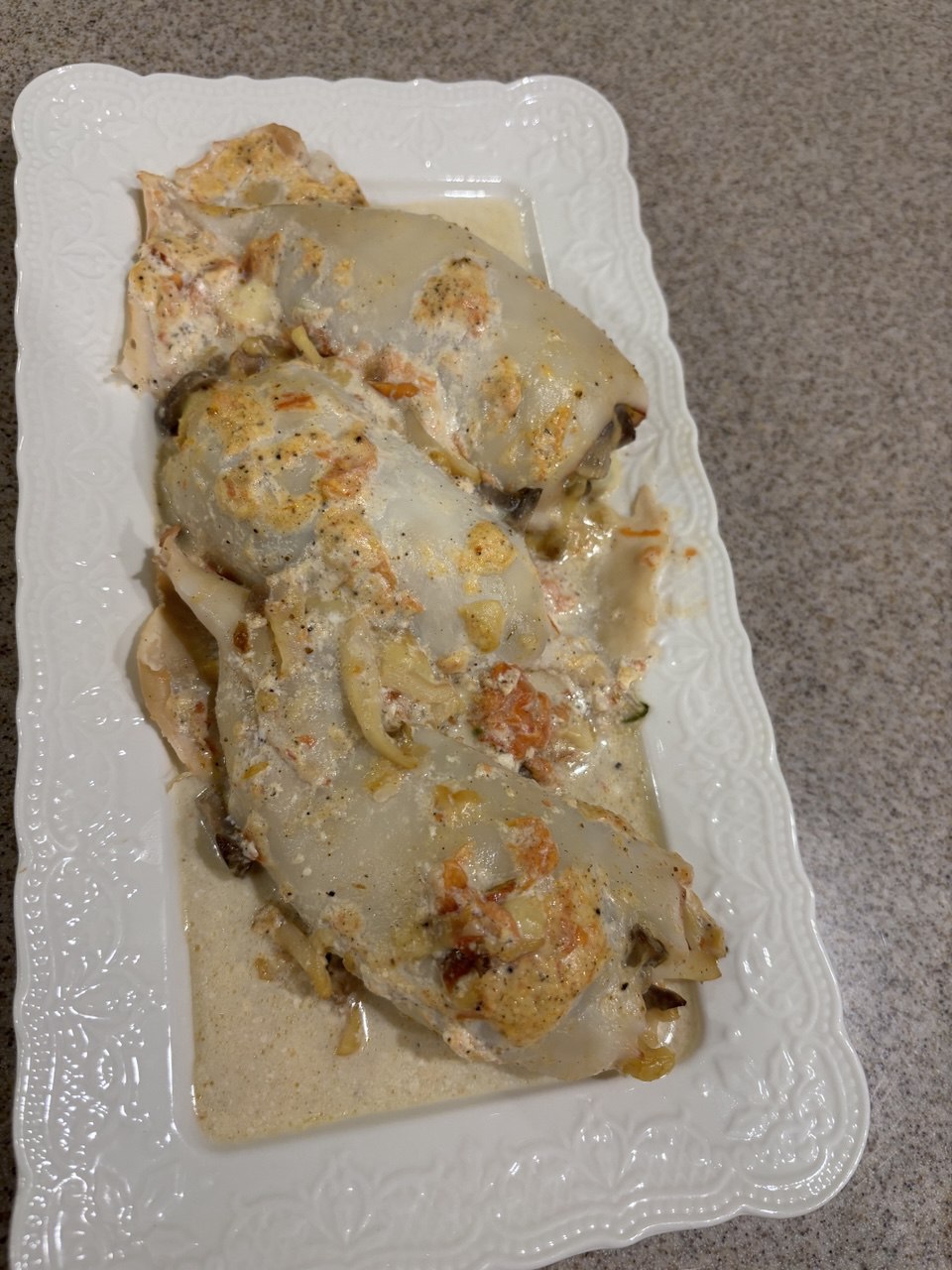 Кальмары фаршированные