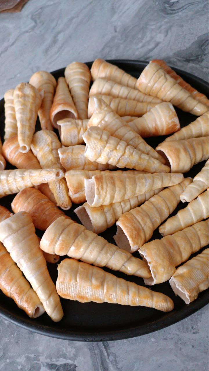 Трубочки с белковым кремом