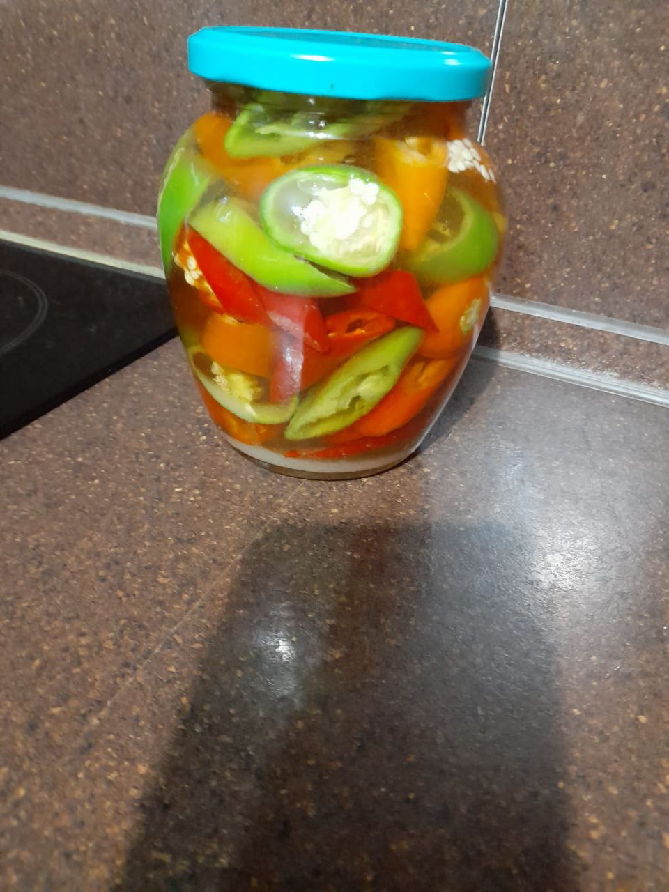 Перчик острый маринованный