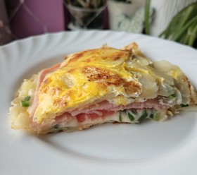 Картофельная лепешка с начинкой